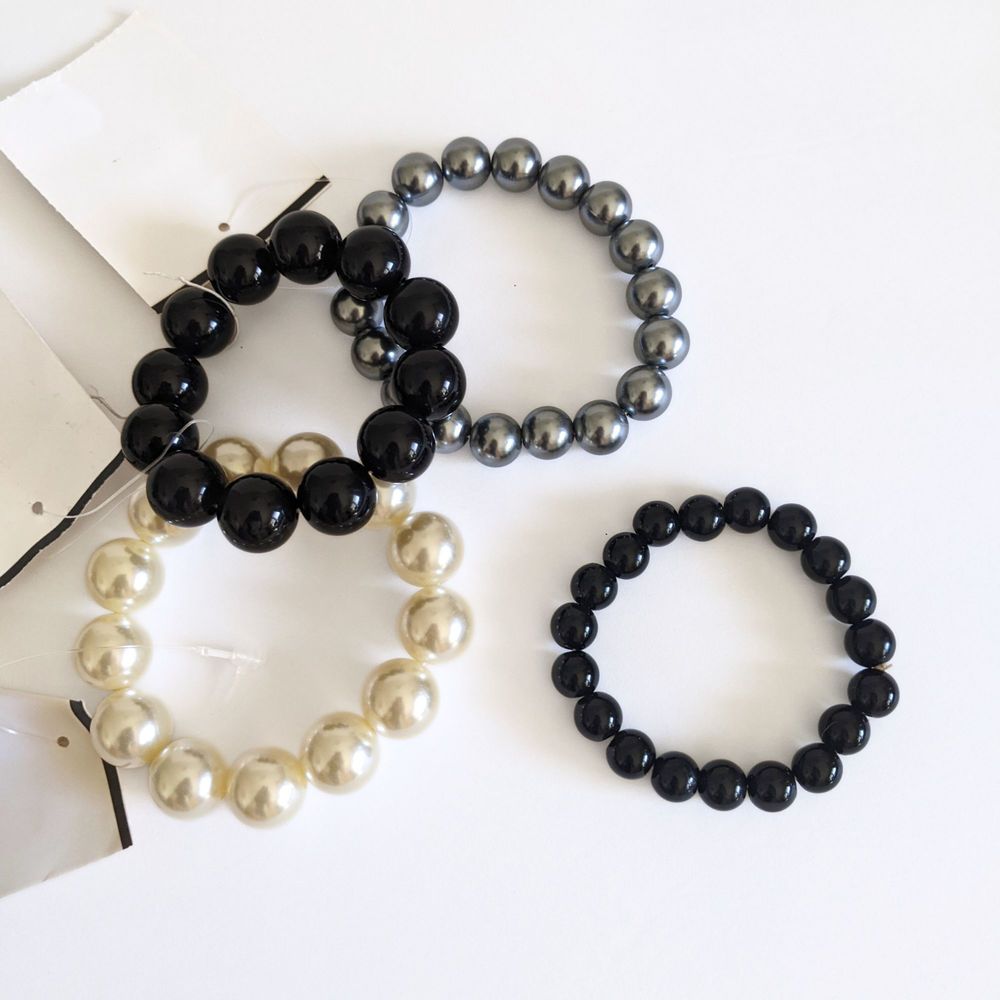 NWT Faux Pearl Bracelets Lot of 4